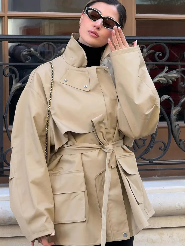Casual Khaki Waistband Short Windbreaker Women Elegant Lapel Long Sleeved Pocket Single Breasted Jacket Autumn Daily Street Coat 251021