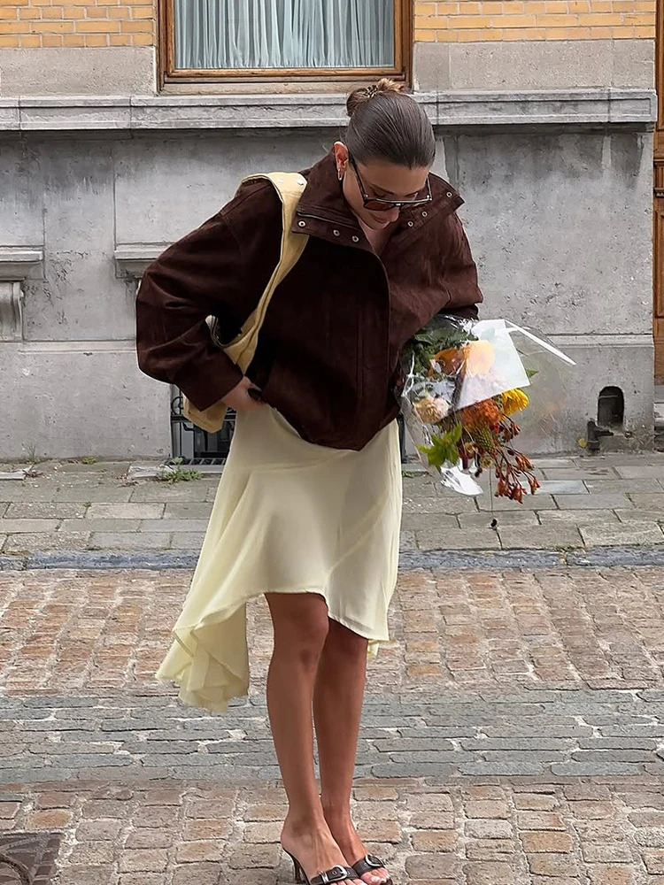 Women Casual Solid Short Suede Jacket Fashion Chic Lapel Zipper Pocket Loose Jackets Lady Autumn Daily Commute Street Coat 251021