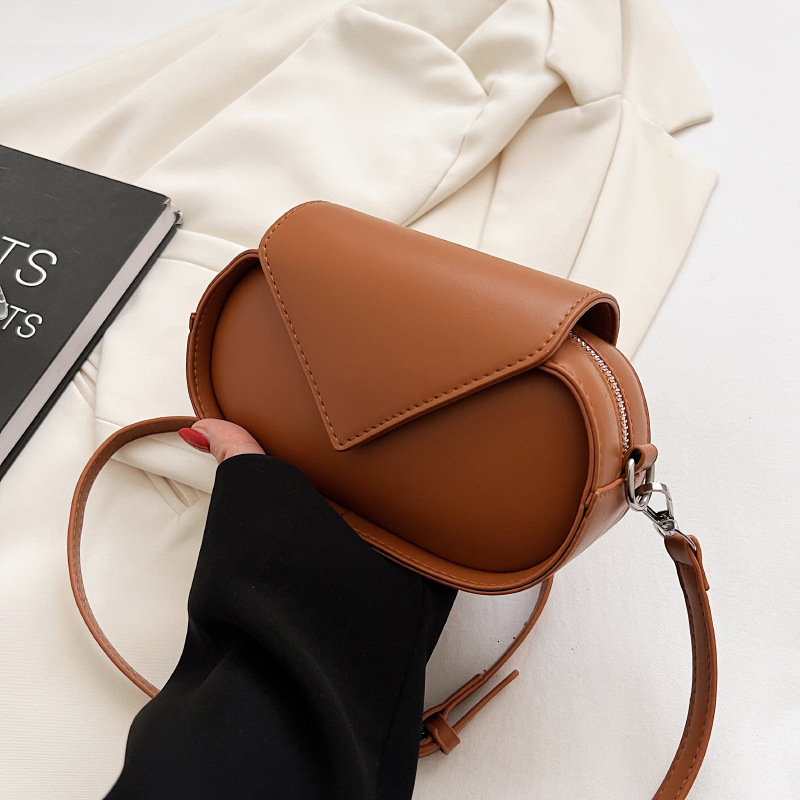 Luxury Brand Designer Bag Spring Summer New Fashion Single Shoulder Bag For Women, Niche Design, Internet Celebrity Fashion Crossbody Bag, Small Squar