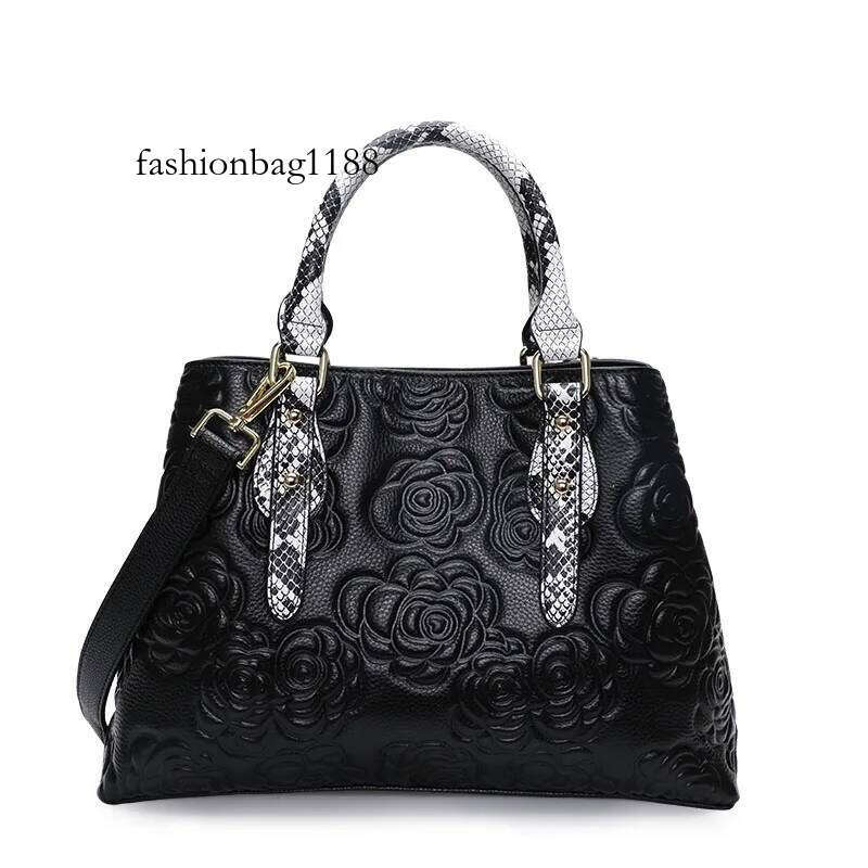 Aidrani The new fashionable floral pattern handbag is a women's large bag made of sturdy and soft cowhide
