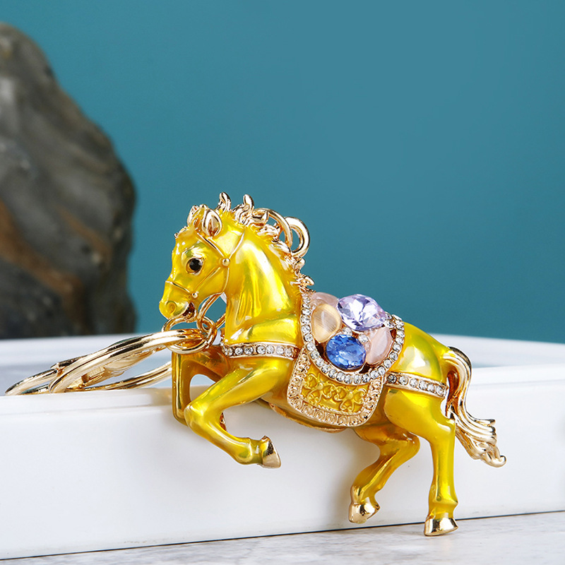 Lucky Wealth Creative Metal Rhinestone Horse Keychain Double-Sided Car Key Ring Cute Bag Charm Cartoon Key Chain Wholesale