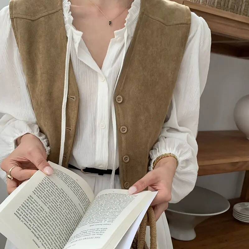 Retro Vests Women V-neck Single Breasted All-match Korean Style Spring Autumn Layering Outerwear Cozy Vintage Loose Comfortable dongdumaoyi