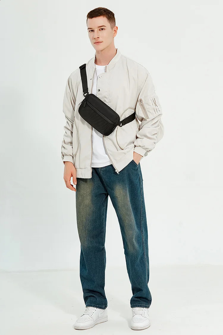 Mini Cross Body Bag for Mens Sports Phone Bag Waist Bag Lightweight Casual Shoulder Bag Japanese Trendy Chest Bag251023