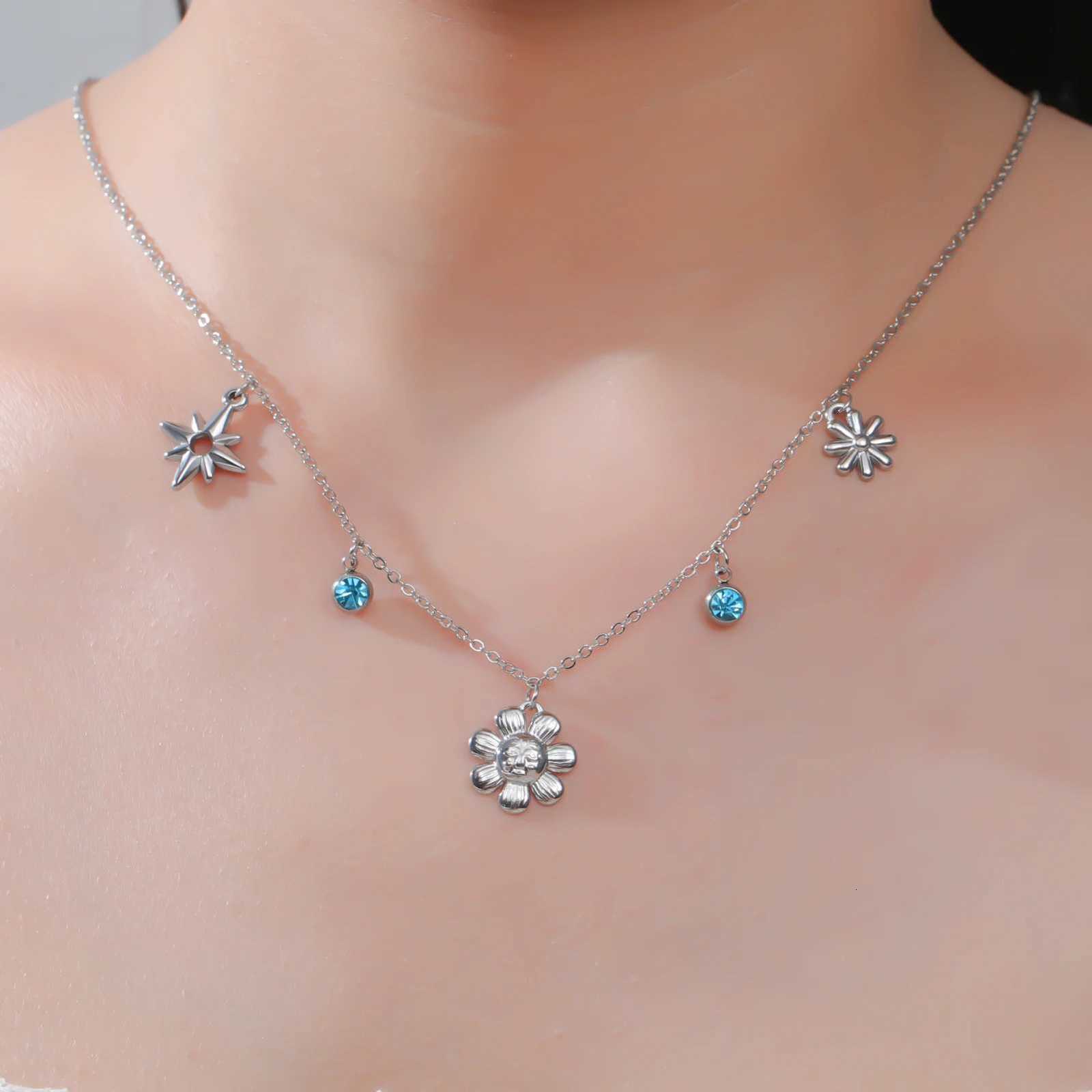 Cazador Flower Star Blue Color Clear Zircon Womens Necklaces Stainl Steel Jewelry 2025 Choker Chain Party Birtay Gifts NewXJ251024