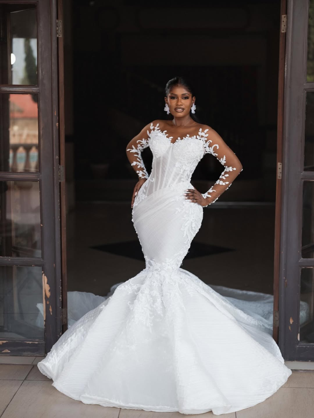 2025 Aso Ebi African Wedding Dress Bridal Gowns For Bride Mermaid Sheer Neck Illusion Appliqued Beaded Lace Wedding Gowns For Black Women D714