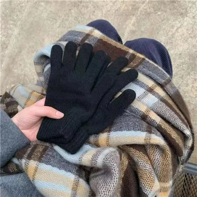 110Pairs Warm Knitted Gloves Thermal Gloves Windproof for Women Men Full Finger Outddoor Running Skiing Cycling Mittens Unisex 251023