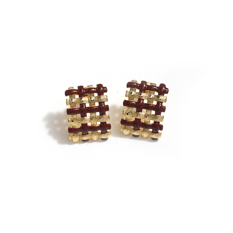 Gold earrings Elegant and minimalist earrings with diamond shaped square weaving and advanced geometric Designer earrings for women free shipping