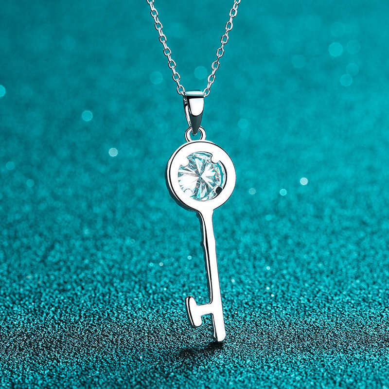 DHCollections-- Sterling Sier Necklace for Women Korean Style PT950 Gold Plated Moissanite Key Simple Clavicle Chain Pendant