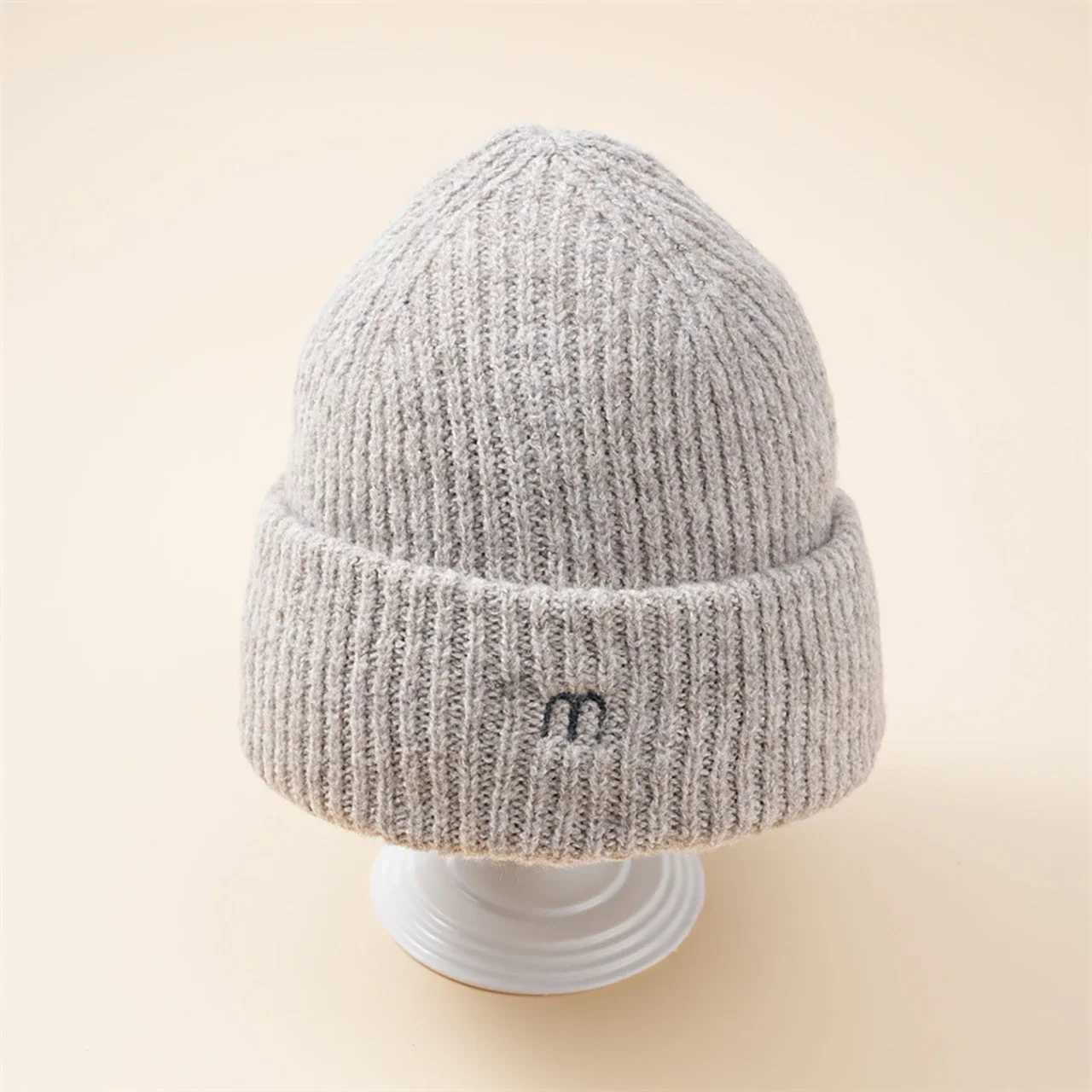Winter Thicken Warm Baby Hat Letter Baby Boys Girls Cap Beanies Soft Solid Color Infant Toddler Kids Hat BonnetL251024