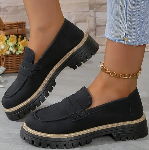 New Spring and Autumn Le Fu Shoes Large Casual Sand Grinding British Style Women's Shoes Coarse Heel Thick Bottom Foreign Trade Retro Z 10.21-9