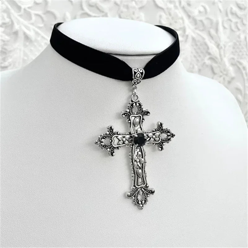 Goth Limited Black Velvet Cross Choker Bead Necklace Grunge Black Velvet Jewelry Gorgeous Women Punk Gift Statement Gothic 251023