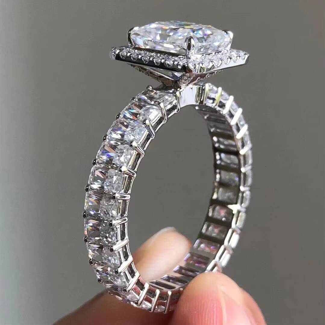 Luxury Custom 2ct Radiant Cut Halo Setting GRA Certified Diamond 14K Moissanite Ring for Women