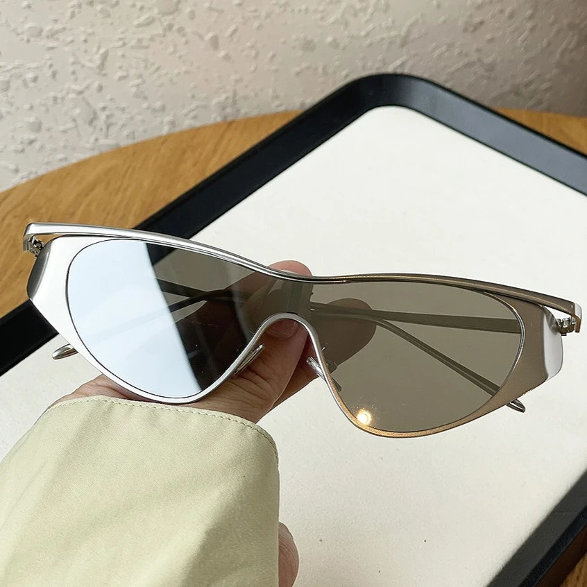 Y2K Metal Gold Silver Frame UV400 Sunglasses Women Men Cat Eye Personality Eyewear Lenses Goggle Shades 251023