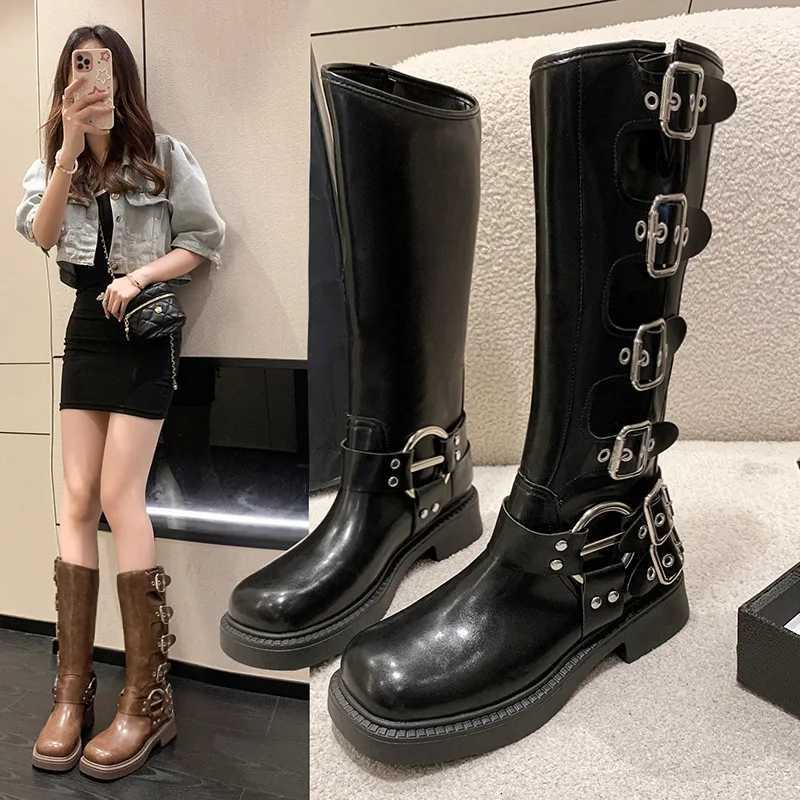 Lady Boots Womens Rubber Shoes Rain Sexy High Sexy Luxury Designer Square Toe Winter Footwear Bootswomen W251024