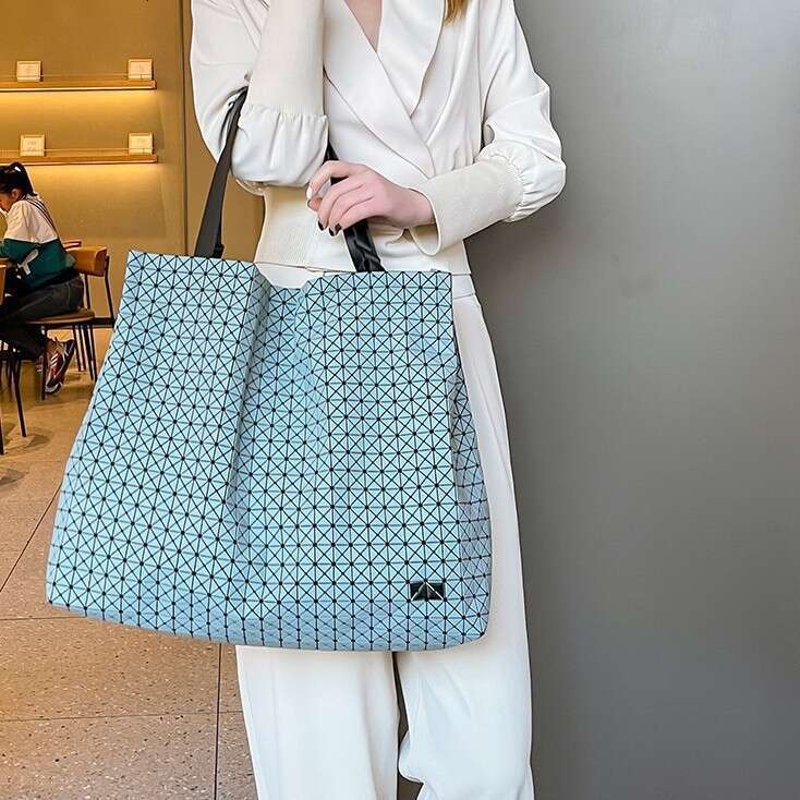 New Women S Tote Japanese Diamond Silicone Large Capacity Travel Niche Laptop Commuter Shoulder Bag High Quality High Quality