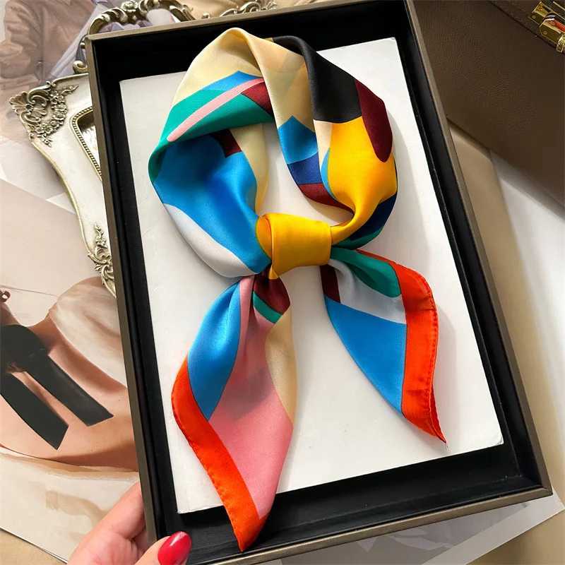 7070cm Silk Square Scarf Wen Soft wer Print Haiand Foard Neckerchief Hijab Tie Bag Ribbon band Fashion Decoration Y251024