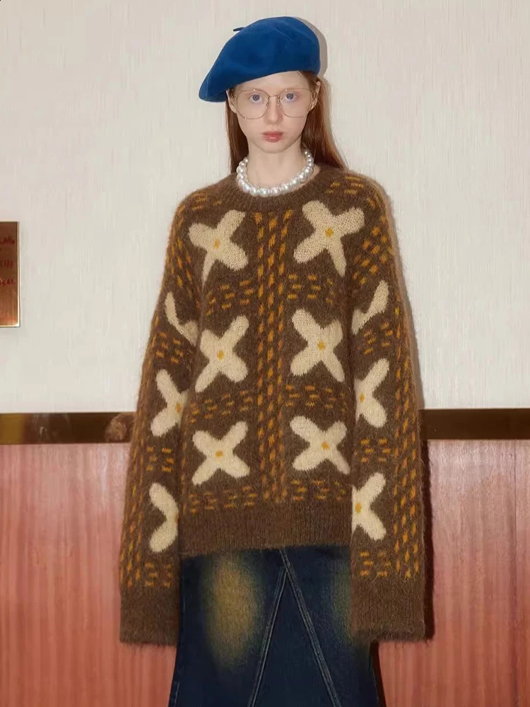Vintage Print American Sweater Women Loose Fall Winter Lazy Wind Y2K Knitted Jumpers Retro O Neck Long Sleeve Harajuku Pullover 251023