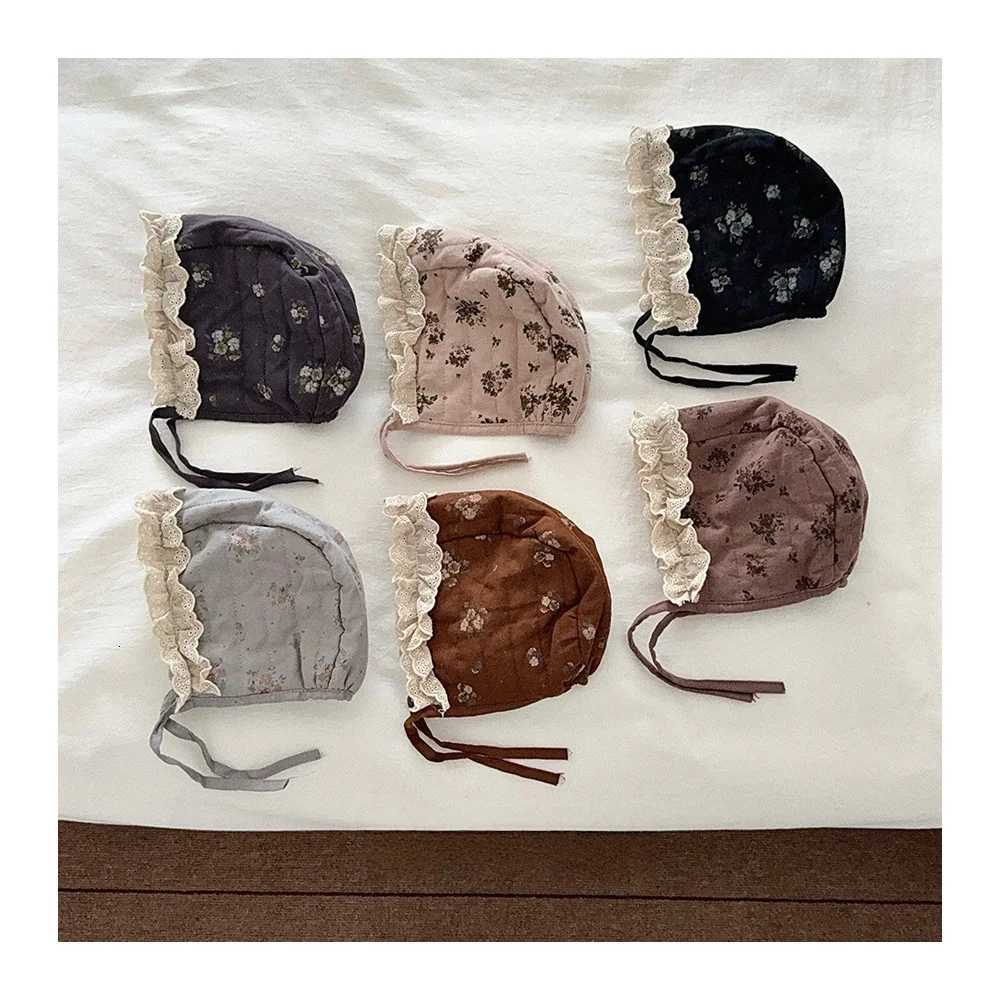 Kids Girls Quilted Earflap Hat for Newborns Baby Floral Print Lace Trim Bonnet Warm Winter Cap for Toddlers Girls AccessoriesL251024