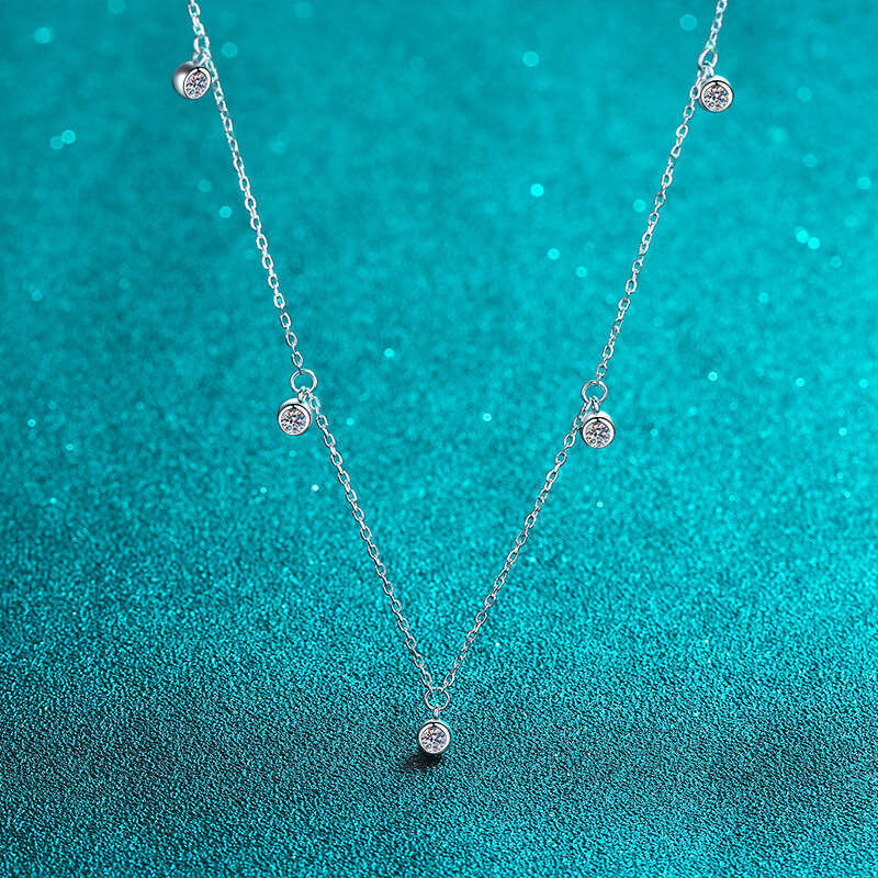 DHCollections-- Sterling Sier Necklace Moissanite Starry Sky Collarbone Chain Plated PT950 Gold Choker