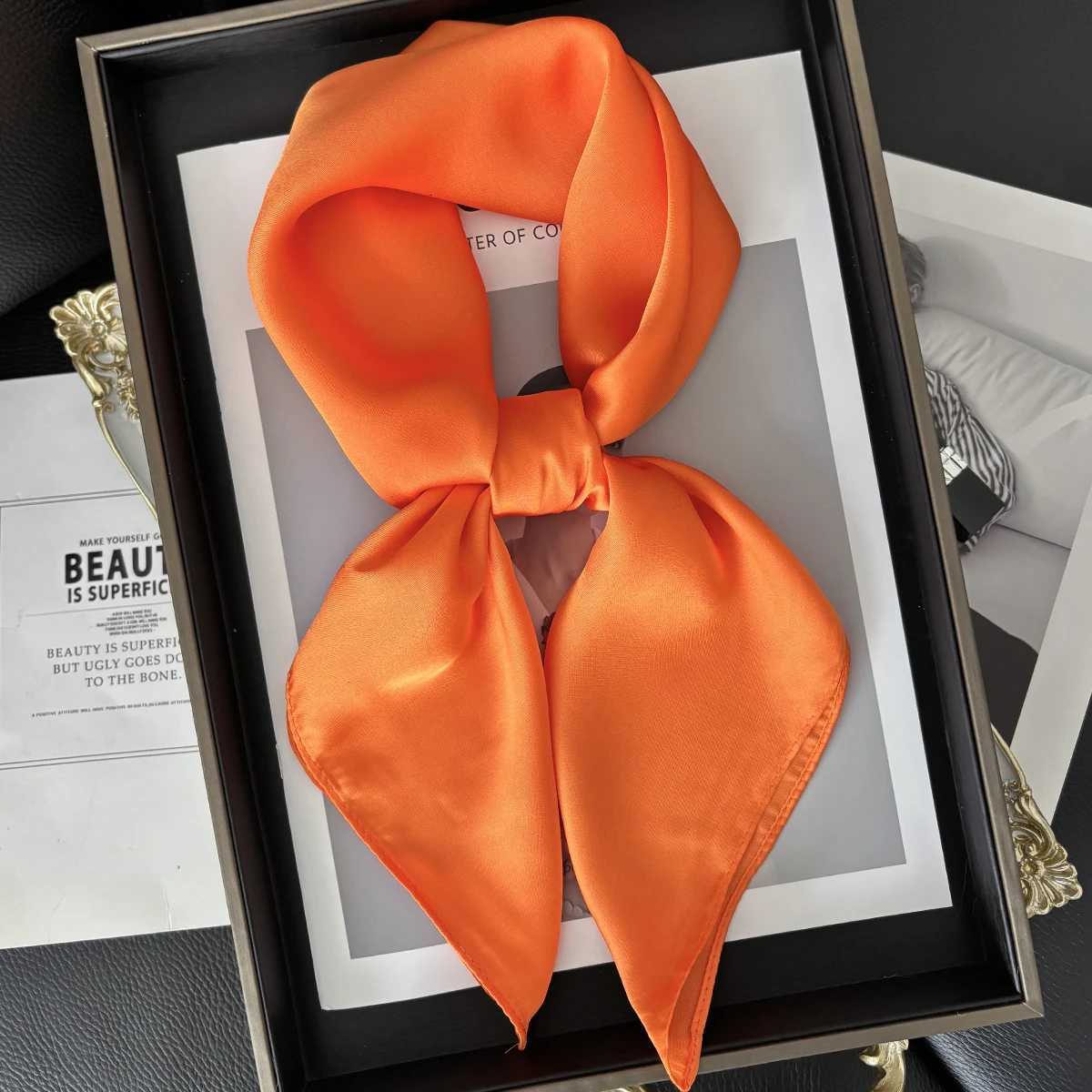 1PC Solid Color Square Scarf Wen Luxury Beach Scarf Fashion La Hair Bandana Wrs Fem Neckerchief Hijab Shl Y251024