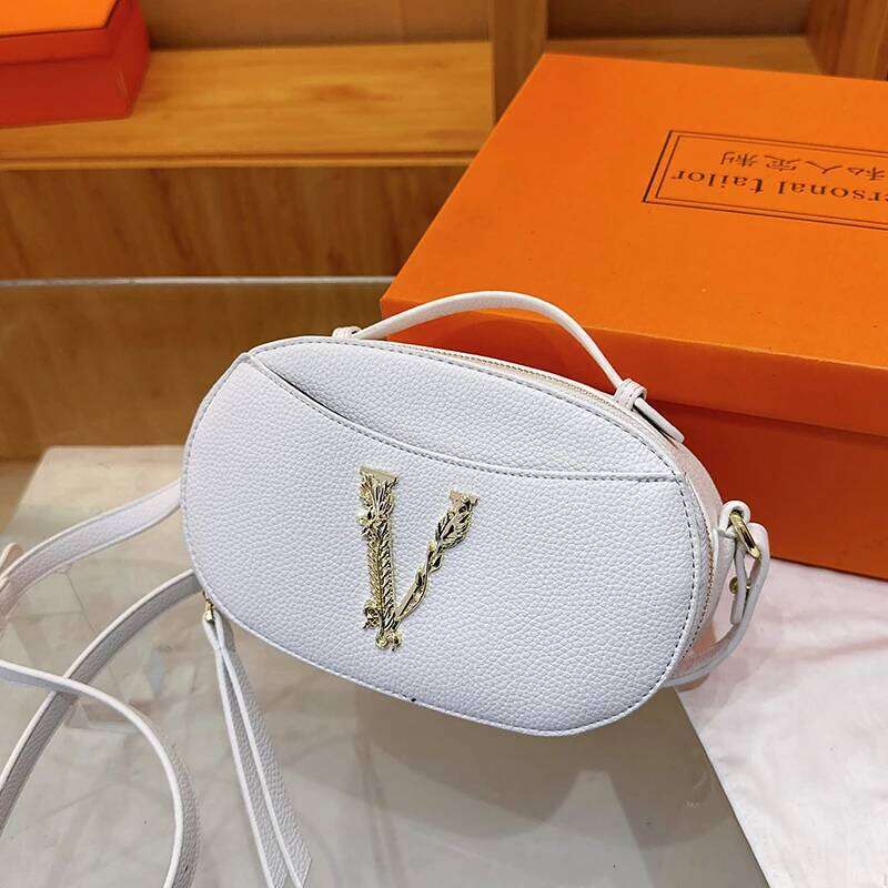 Designer bag Women Crossbody Bag Leather Handbag Shoulder Messenger Famous Designer Elegant Popular Classic For Ladies Spacious