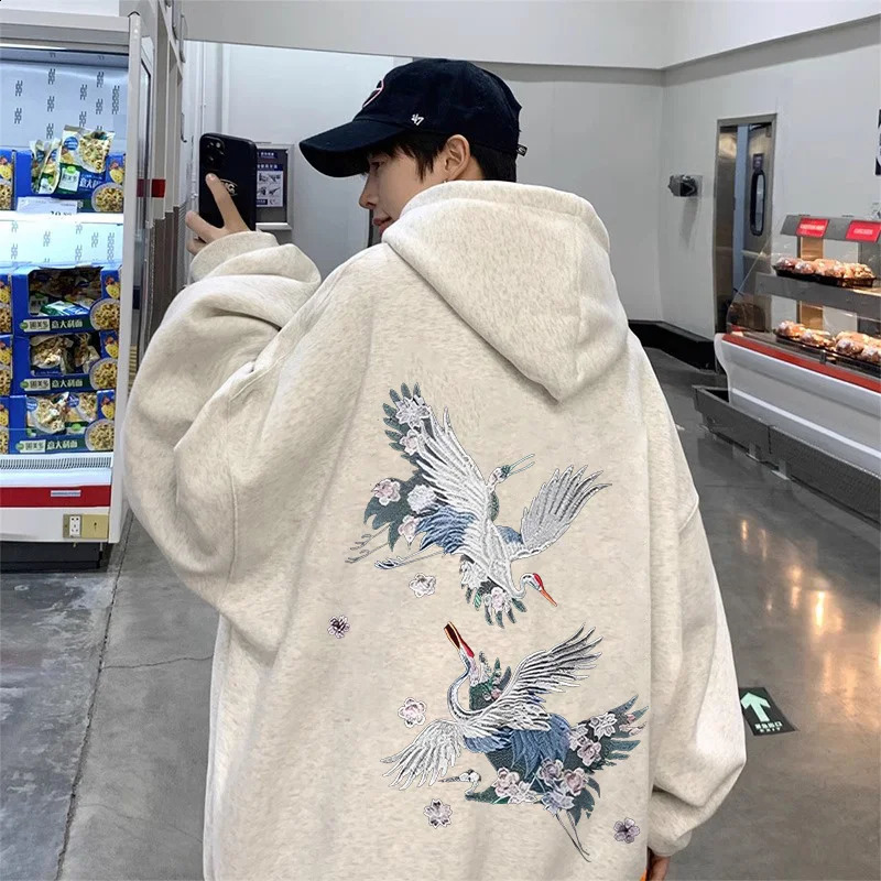 Autumn Anime Crane Printed Pullover Hoodies For Men Hip Hop Fashion Graphic Hooded Sweatshirts Aesthetic Y2K Hoodie Clothes 251018