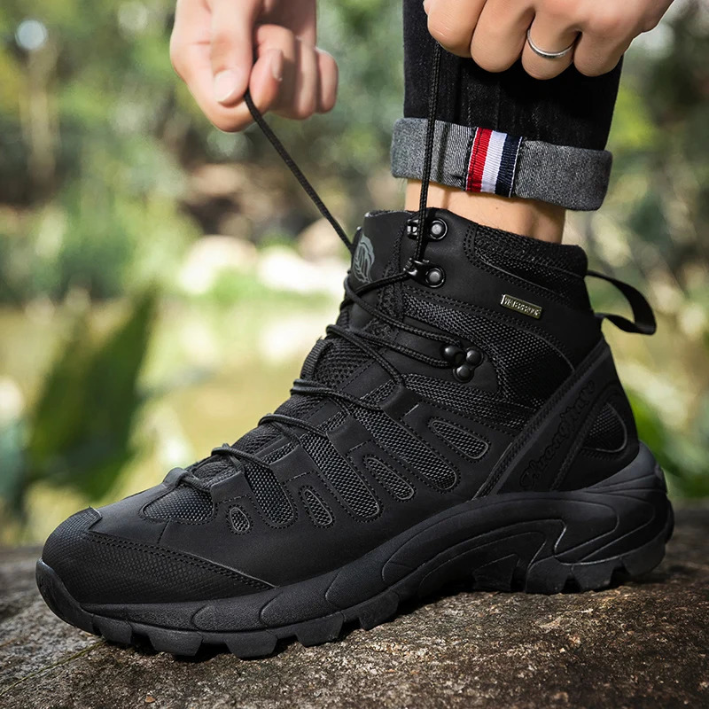 Mens Outdoor Hiking Boots Desert Combat Tactical Boots Male Winter Shoes Men Desert Ankle Boots Work Safety Shoes Big Size 3946 251021