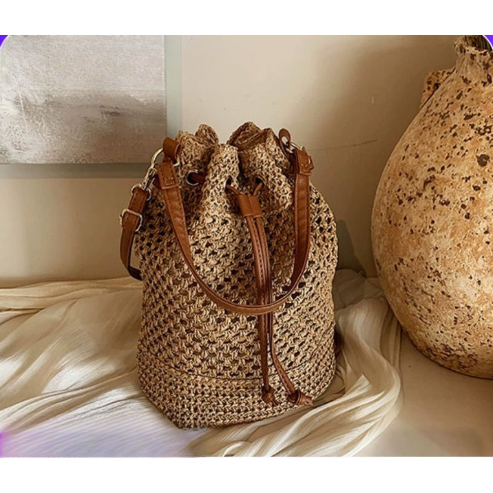 Woven Bag Women's New Fashion Bucket Bag Summer Niche Straw Bag Beach Shoulder Crossbody Bag
