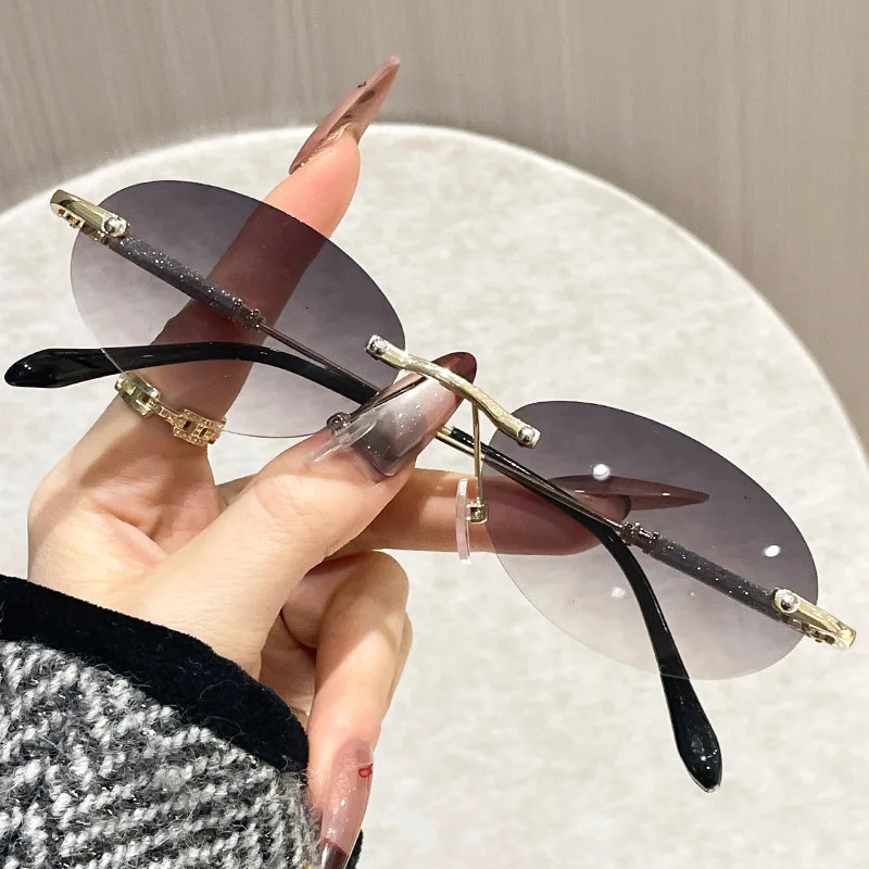 Fashion Small Rectangle Sunglasses Men Women Vintage Square Driving Sun Glasses Metal Frame Eyewear UV Glasses 251023
