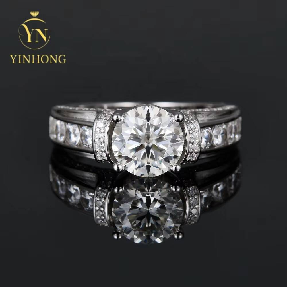 High Quality Wedding Jewelry S925 Silver Moissanite Mens Patterned Rings Round Cut for Mens Wedding Engagement Ring