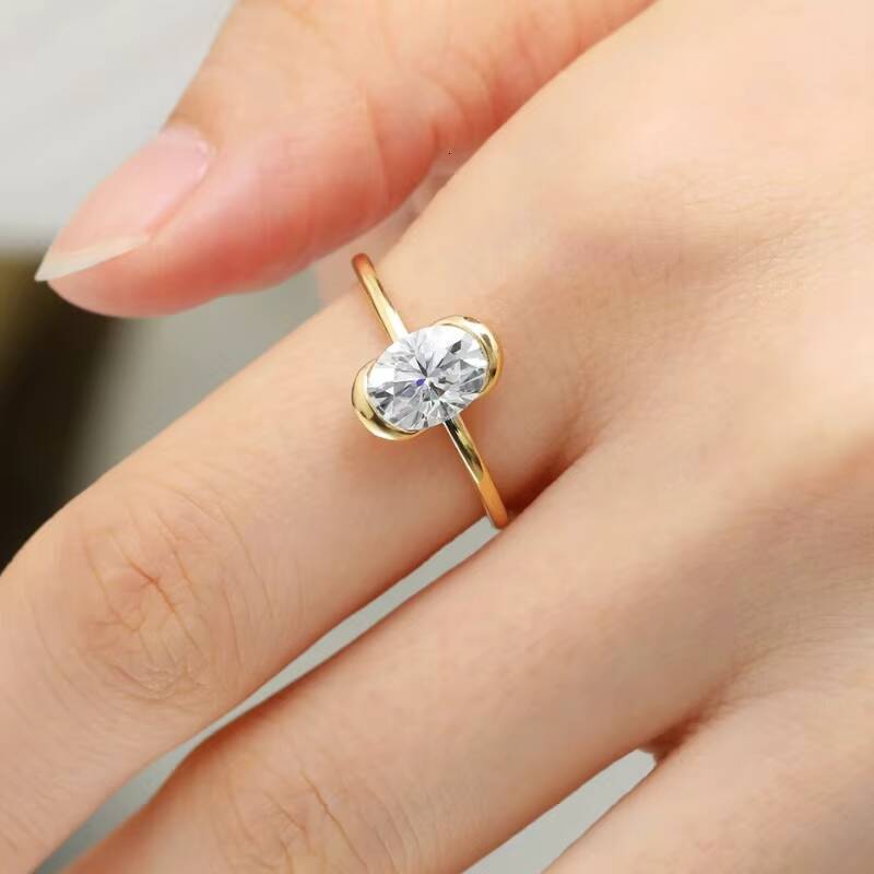 Custom DEF VVS Oval Shape Half Bezel Setting Moissanite Ring Silver 10K 14K 18K Gold Engagement Ring Mossanite Jewelry