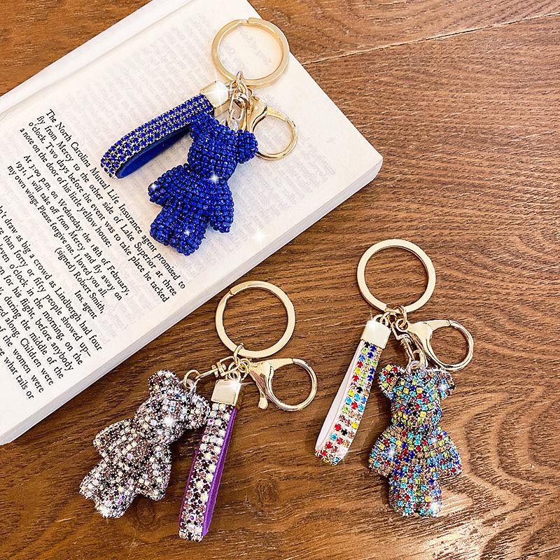 Creative Viral Rhinestone Embedded Bear Keychain Bling Car & Bag Charm Sparkly Bear Pendant for Women