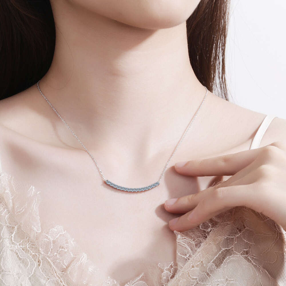 DHCollections-- S Pure Sier Necklace for Women 90% Moissanite Smiley Face Pendant Clavicle Chain