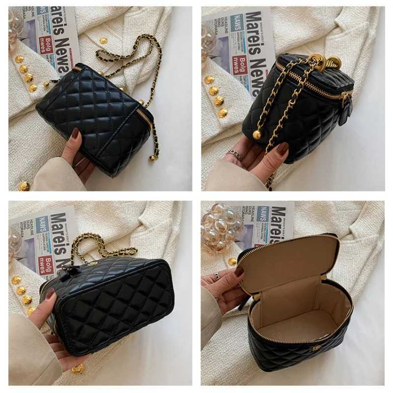 Texture Diamd Grid Shoder Bag WenS Bag New Chain Crossbody Bag Small Fragrant Style Fiable Texture Handbag Y251022