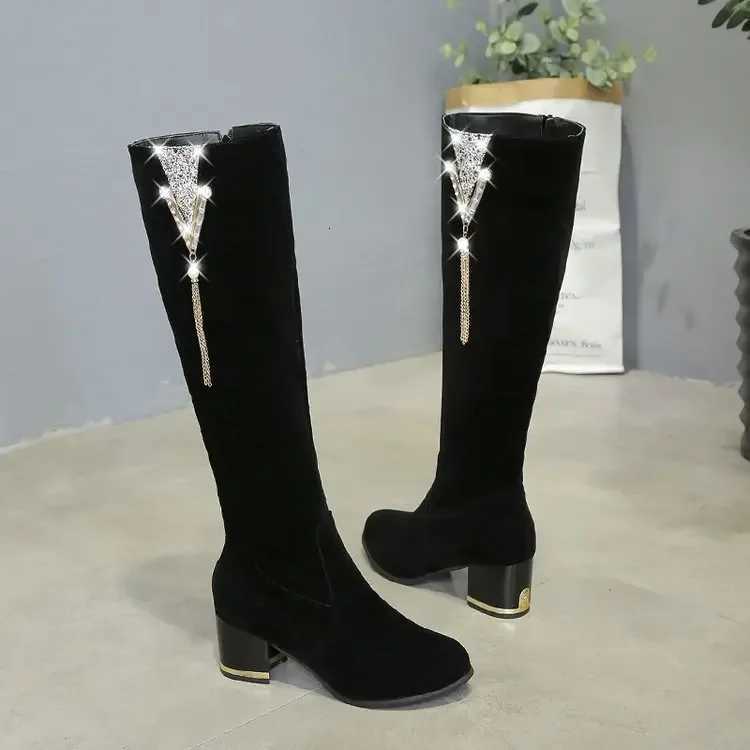 2023 Womens Long Boots Fashion Rhinestone Thickheeled Highheeled Kneehigh Boot Zipper Retro Knight Boot Women Shoes W251024
