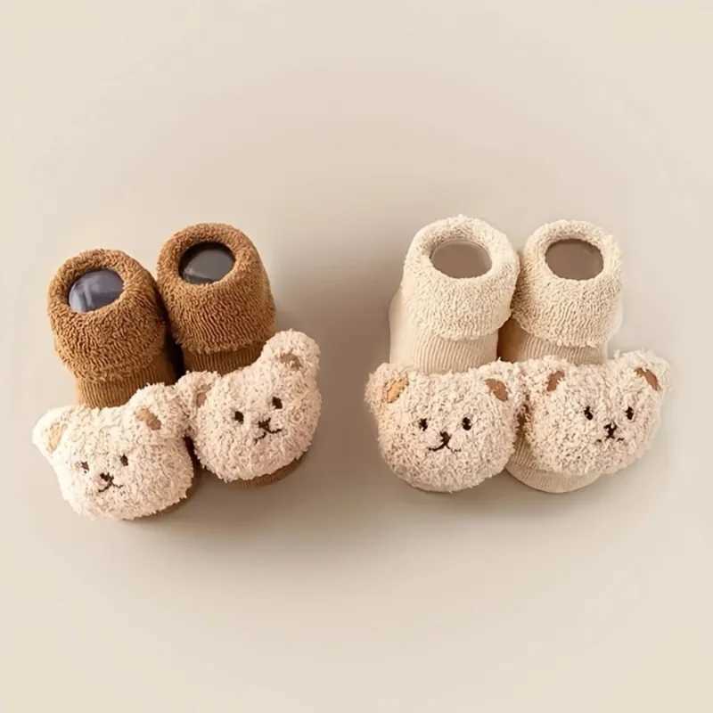1 pairs of winter newborn nonslip floor socks Cute bear pattern childrens toddler socks Cozy plush indoor nonslip socks J251024