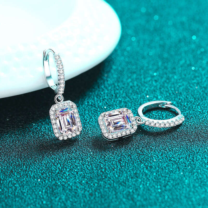 DHCollections-- Sterling Sier Earrings for Women Moissanite Ear Studs Emerald Radiant Cut Jewelry Plated PT950 Gold