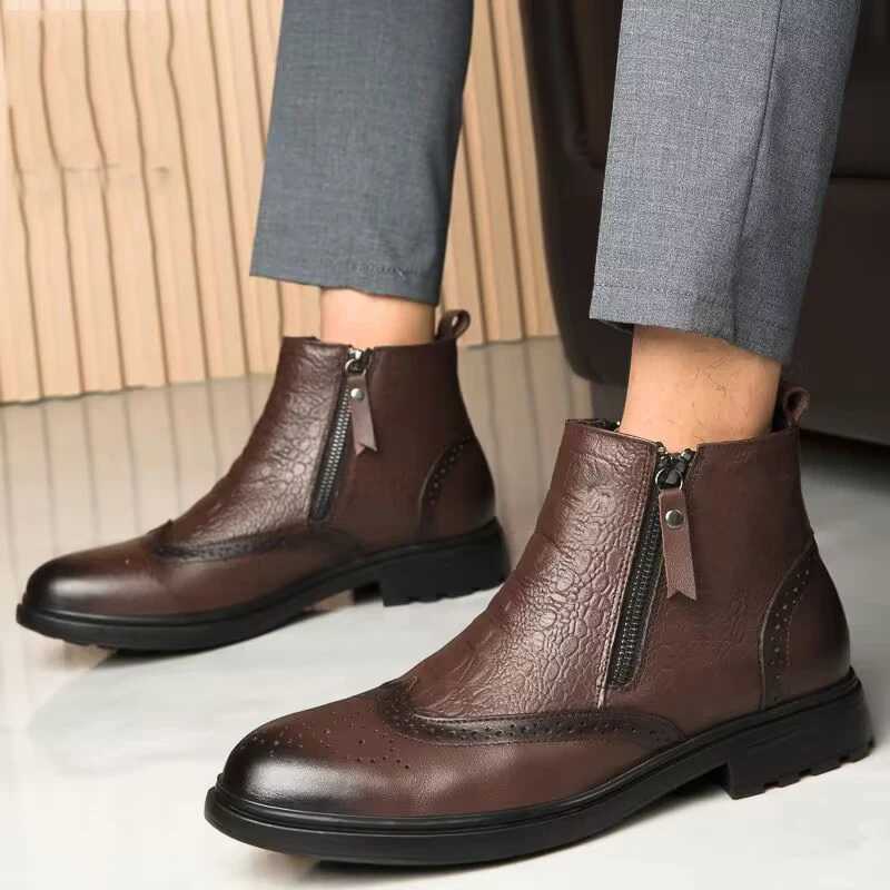Genuine Leather Men Side Zipper Ankle Boots 2023 Men Winter Plush Snow Boots Fashion Men Casual Low Top Shoes Allmatch Men Shoe W251024