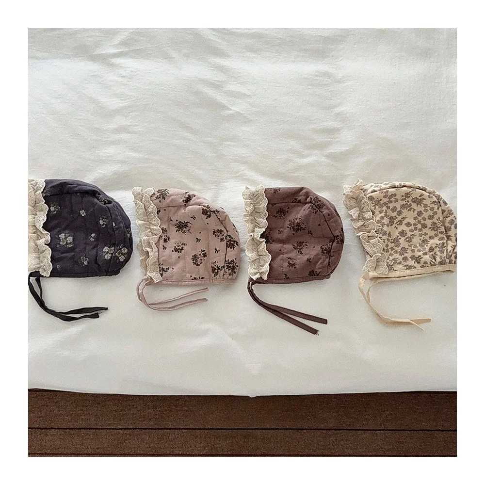 Kids Girls Quilted Earflap Hat for Newborns Baby Floral Print Lace Trim Bonnet Warm Winter Cap for Toddlers Girls AccessoriesL251024