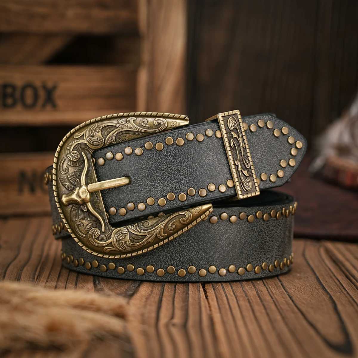 Men Women Western Denim pu leather Belt Vintage jeans with floral carved buckle belt W251024