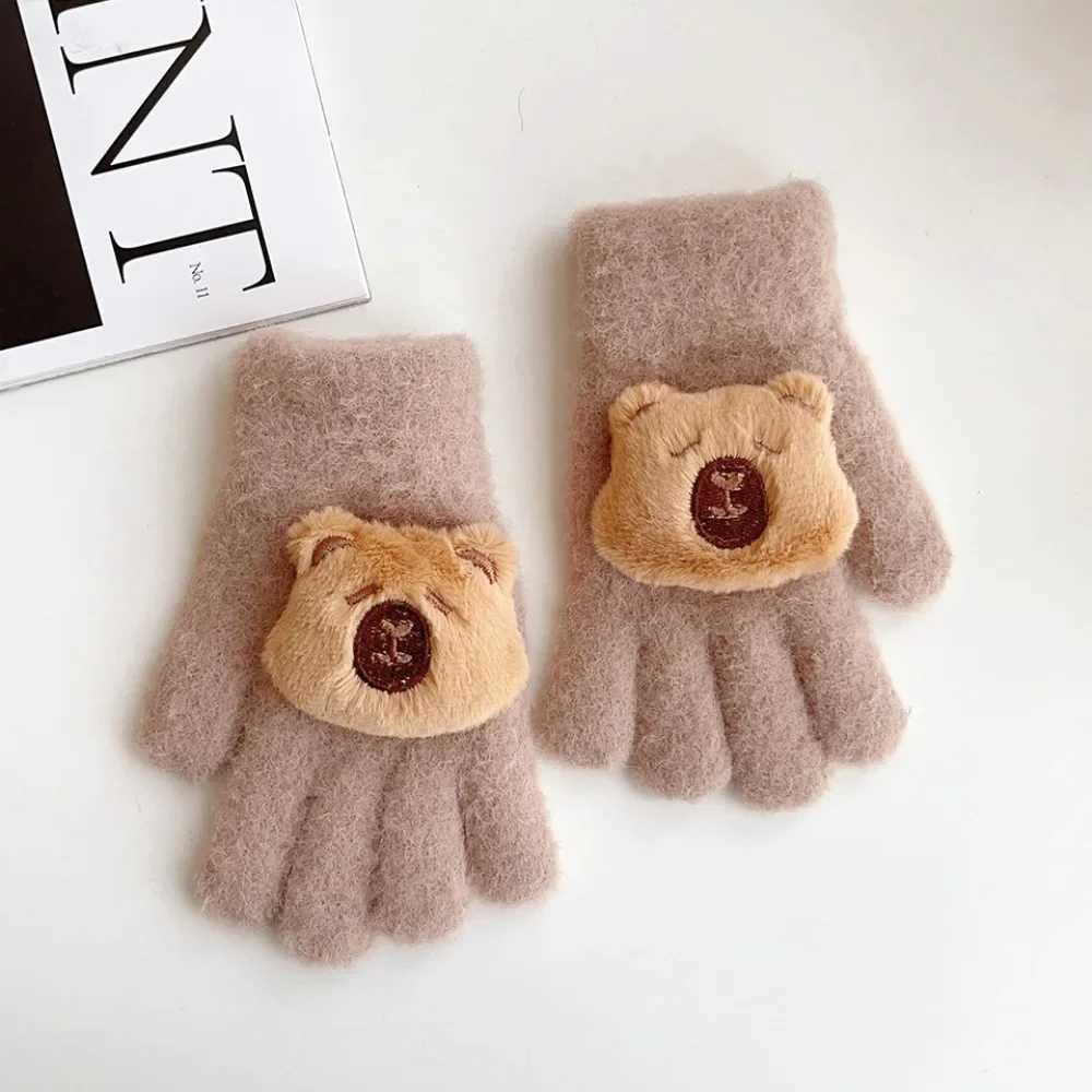 Portable Capybara Gloves Thicken Knitted Mittens Kawaii Stretch Keep Warm Gloves Outdoor Y251024