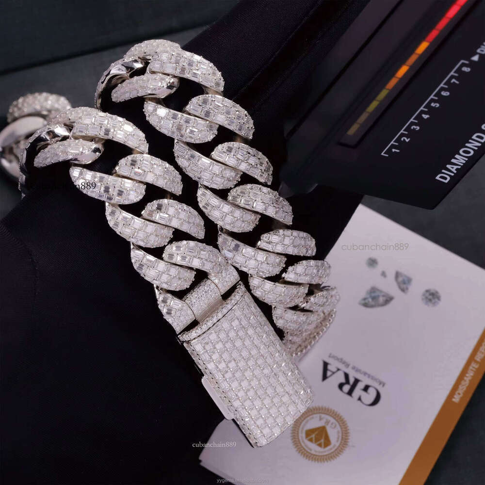 Designer necklace Buckle 20mm 22mm Full Iced VVS Baguette Moissanite White Gold S Sier Cuban Chain NecklaceGift for ladies