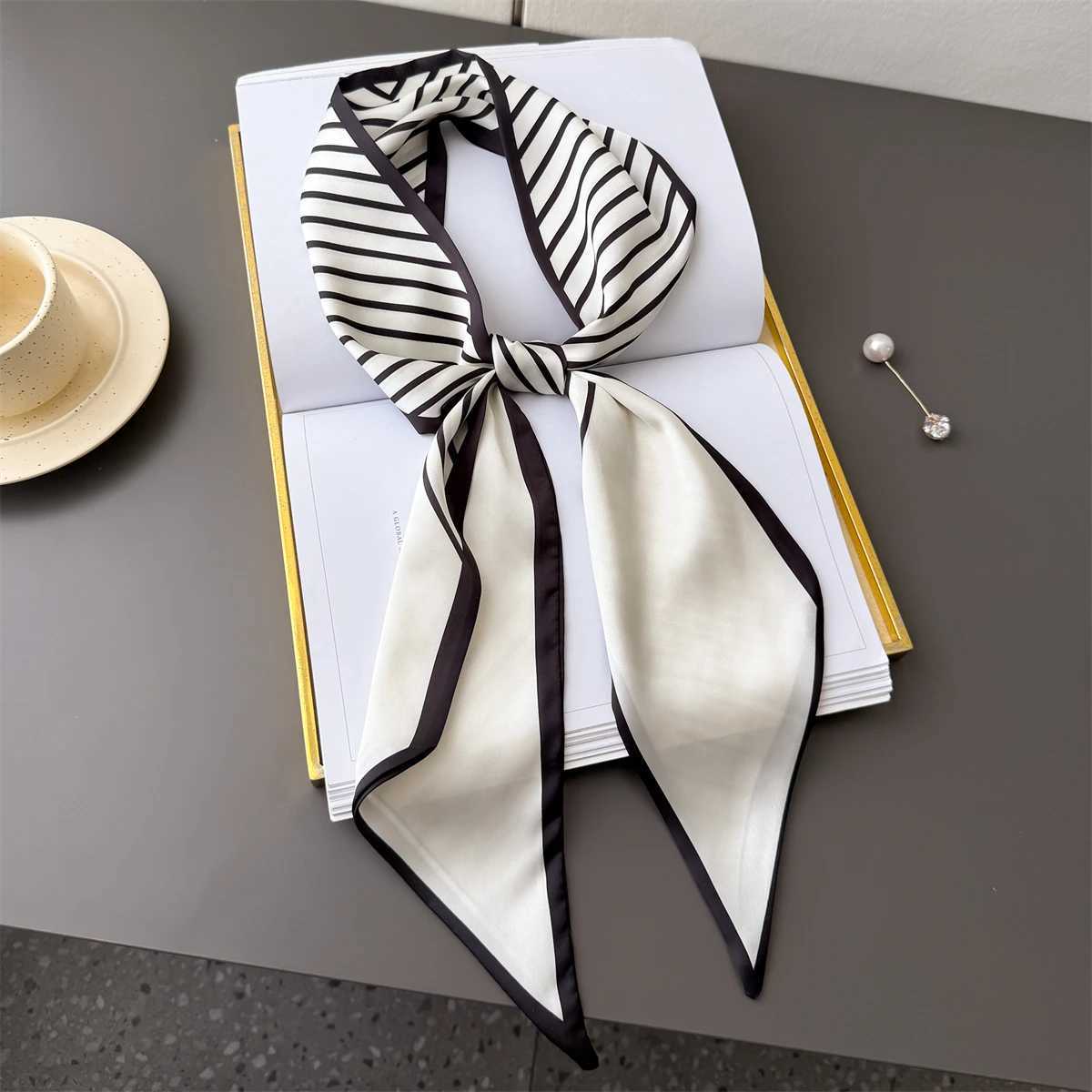 New Leopard Scarf Skinny Ribbon Haiands Wen Neck Kerchief Foard Soft Hair Bands Scarves Bag Handle Ribbon Y251024