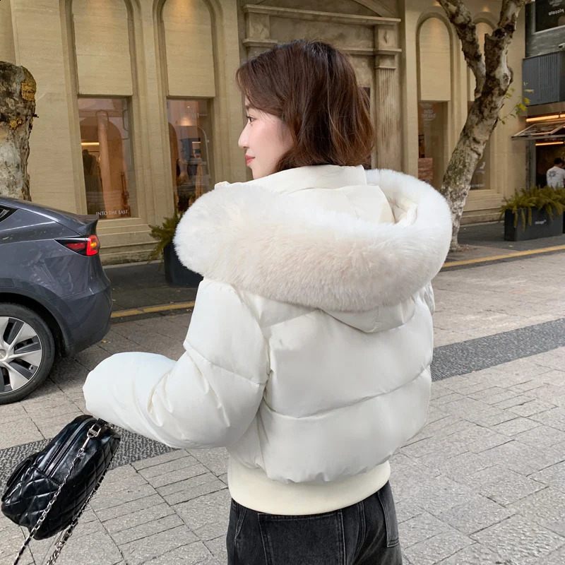 Autumn Winter Fur Collar Hooded Short Parkas Women Thick Down Cotton Padded Coat Female Fashion Slim Puffer Jacket Outerweat 251023