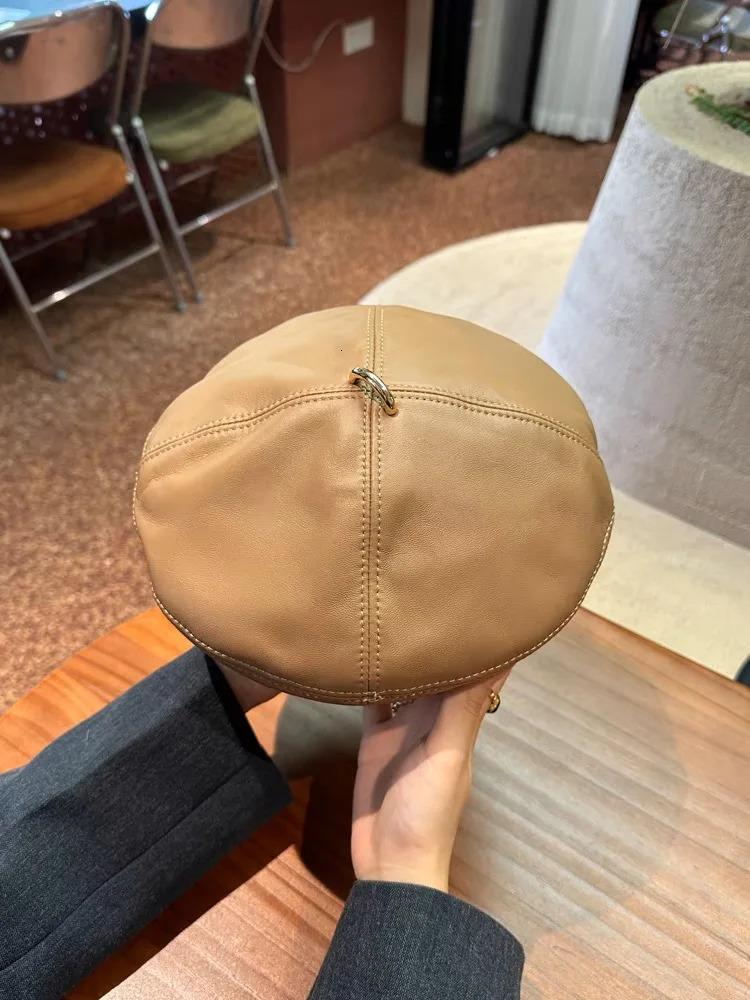 Spring 100 Real Leather Suede Beret Hat Women Fashion European Pumpkin Painter Caps Female GreyCarame Caps for Women 251023