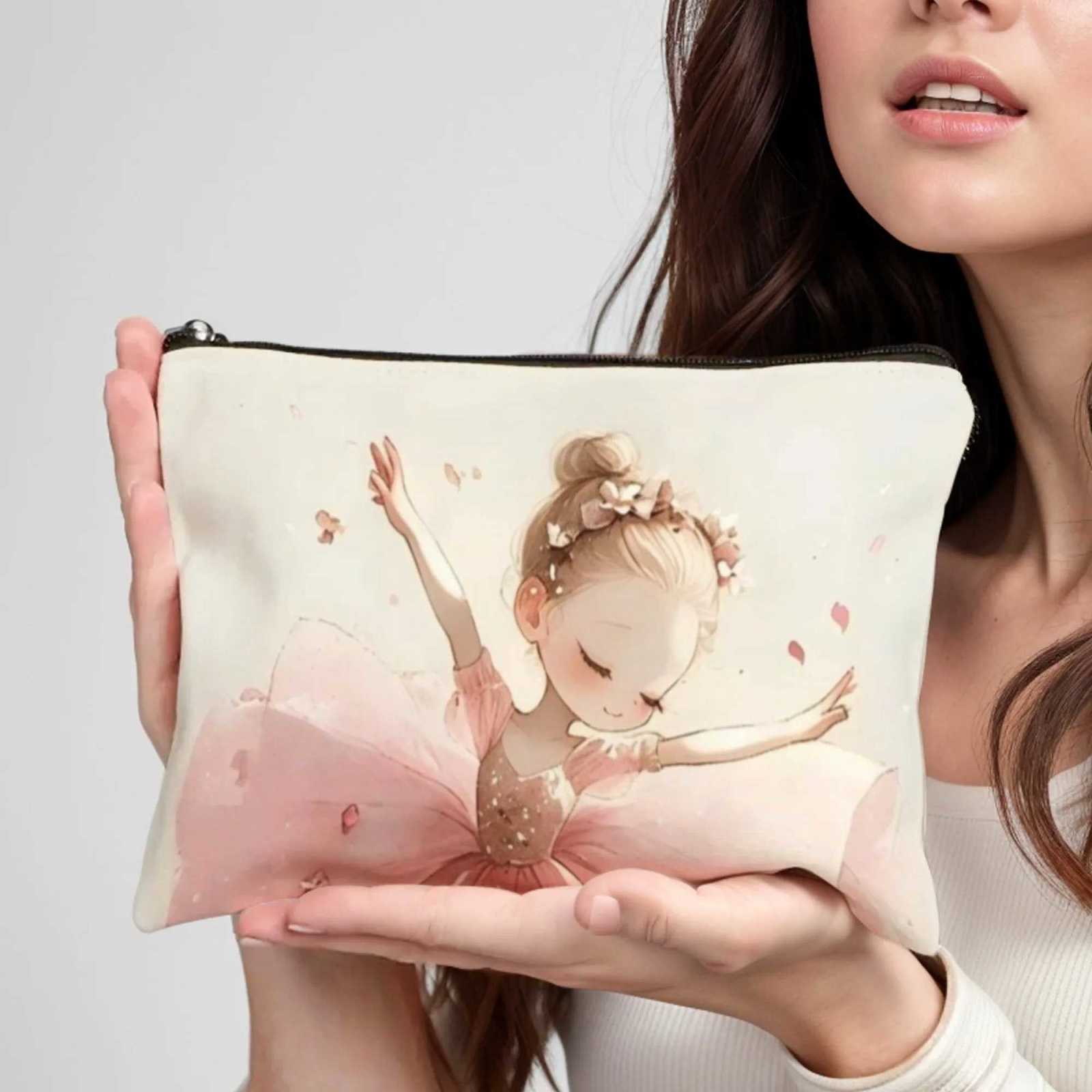 Dance girl Print Premium Zippered Makeup Bag Large Capacity Cosmetic Organizer Travel Toiletry Bag for Women Girls DesignT251024