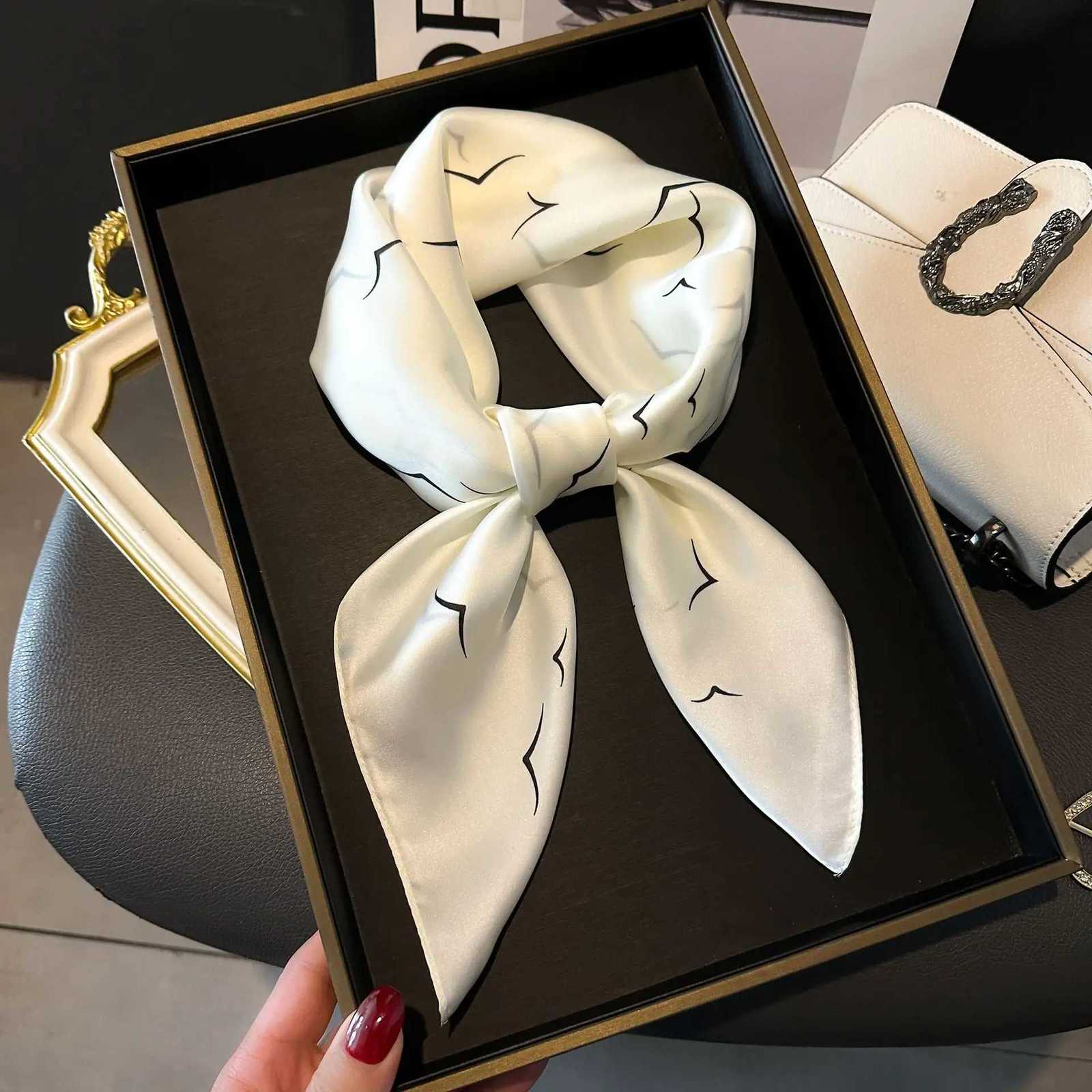 275 Simple Seagl Printed Square Scarf Stylish Imitation Silk Satin Shl Spring Autumn Thin Bandana scarf For Wen Y251024