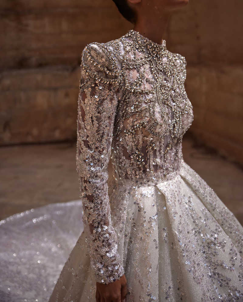 Amazing Ball Gown Wedding Dresses High Neck Long Sleeve Lace Crystal Sequined Royal Custom Made Bridal Gowns Vestido De Novia