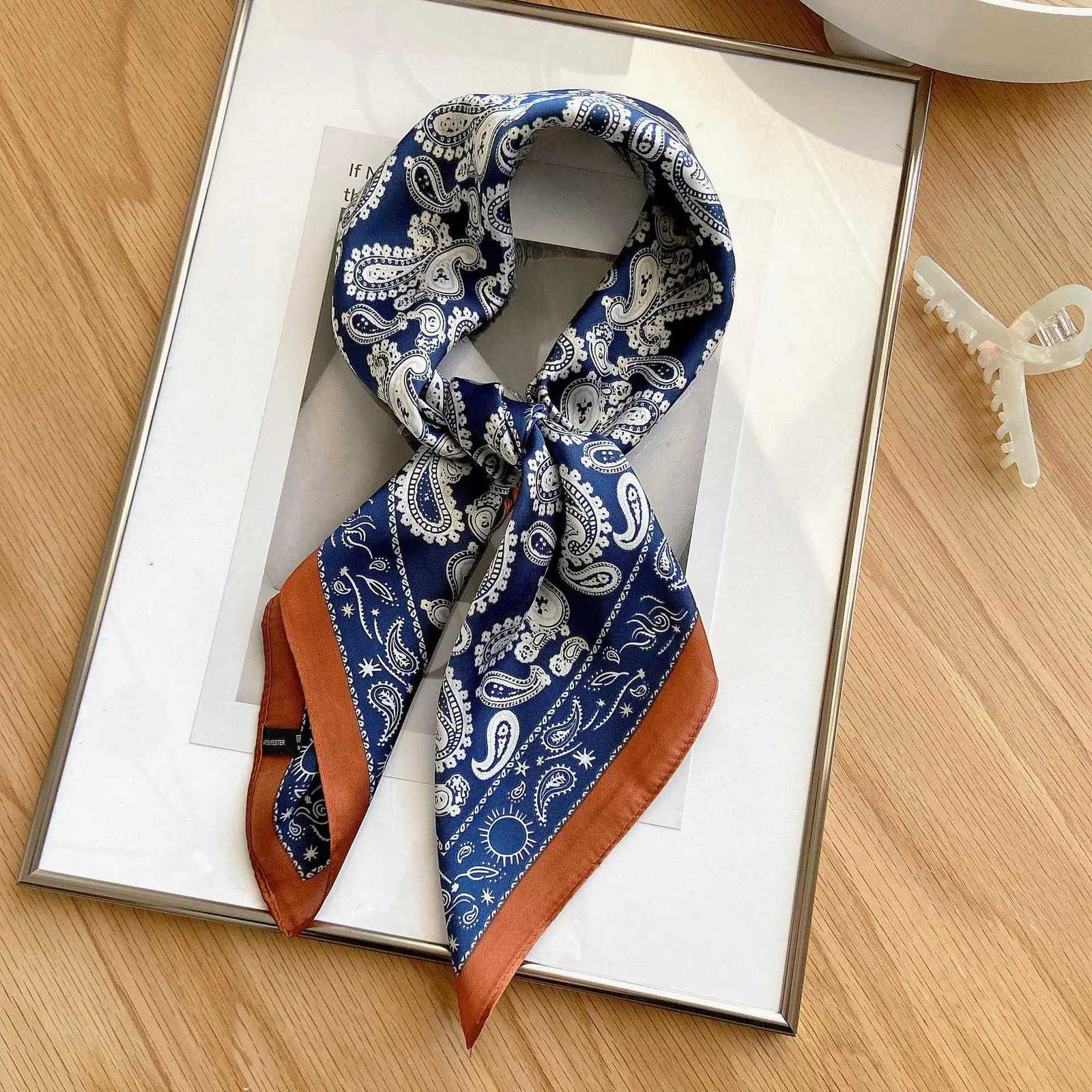 Luxury Design Paisley Print Small Square Scarf Simated Silk Thin Neck Scarf Mature Style Sunscreen scarf For Wen Y251024