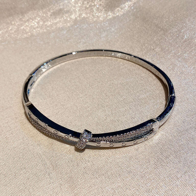 Bracelet Designer luxury bangle knot Zircon full inlay Bracelets Bowknot Fashion Trendy High-End design copper plated with 18K gold Festival vacation 